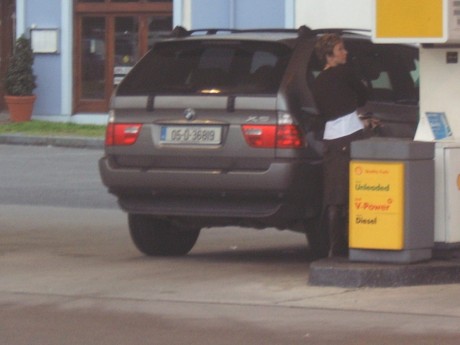 Another picket passer