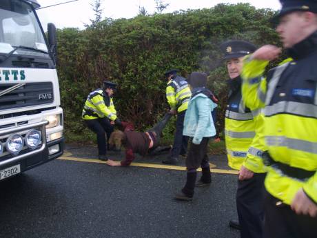 Click on image to see full-sized version Throwing people off the road